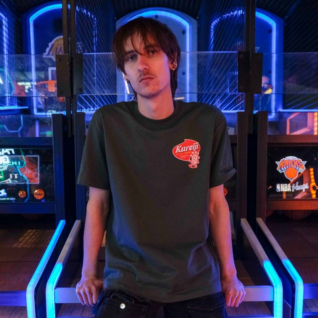 Kureiji T-Shirt - Twisted Fingers - Cheese